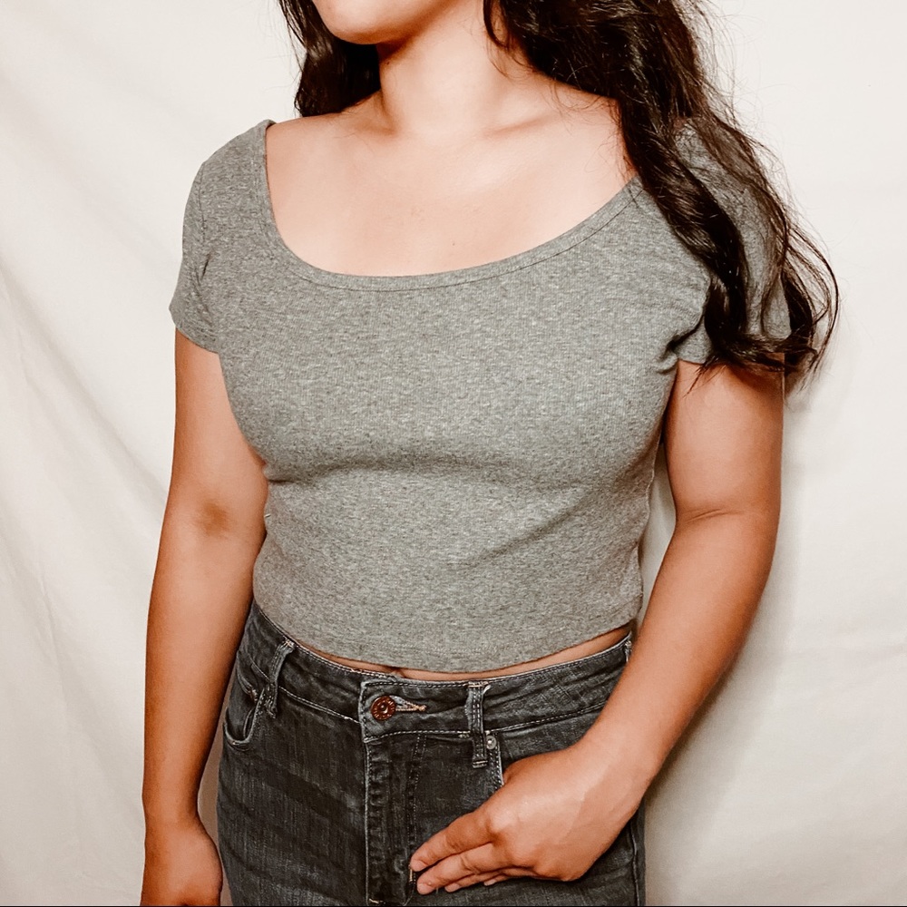 Grey Scoop neck crop top